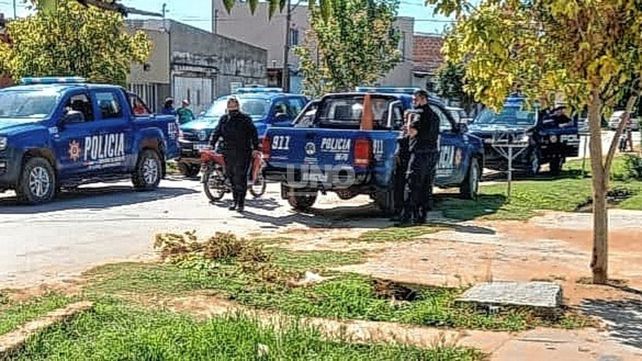 Comisaría 8°: estaban presos, cortan las cadenas, roban una bicicleta y se fugan por la puerta