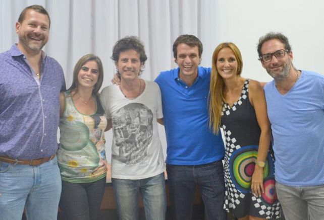Coti ofreció un recital a beneficio de los inundados en Concordia