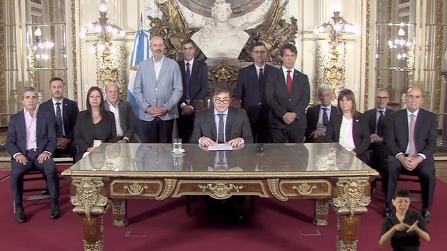 Días atrás, Milei había anunciado el polémico DNU a través de la cadena nacional.