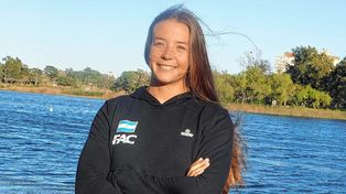 La palista santafesina Paulina Contini integra la selección nacional de canotaje.