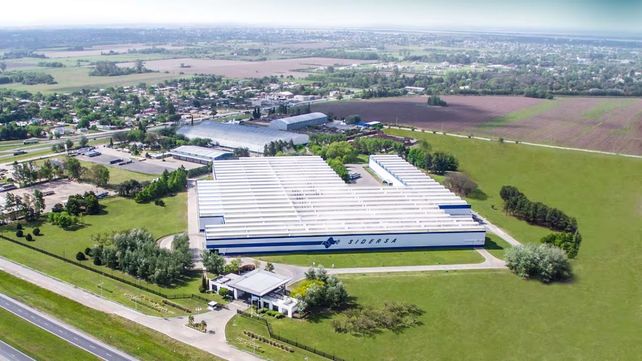 Rigi. El proyecto de Sidersa prevé crear más de 300 puestos de trabajo directo de calidad y 3.500 indirectos en los sectores de la recolección de chatarra y la construcción.