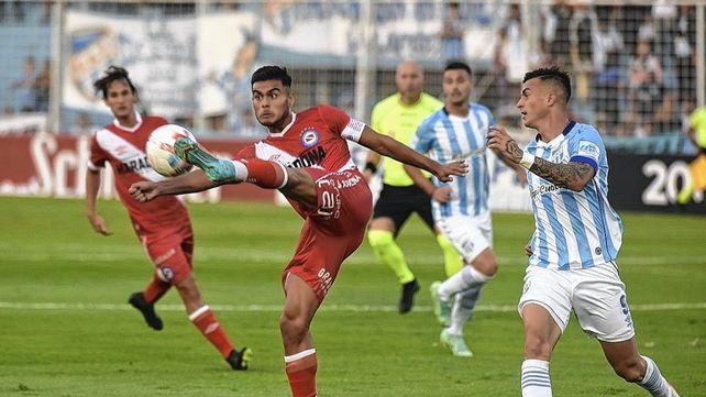 Argentinos le ganó a Atlético Tucumán como visitante por 4-2 y se ubica en la 4ª posición en la Zona 1.