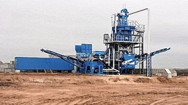 Ambientalistas cuestionan el accionar de la planta de YPF en Ibicuy.