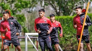 Colón intensifica su preparación, a las órdenes de Damonte, para visitar a Banfield.
