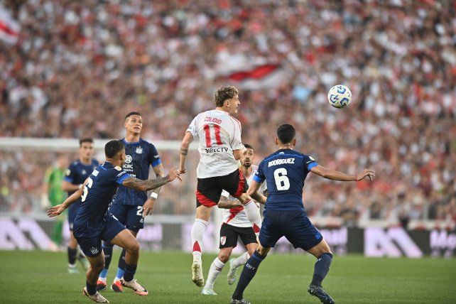 River perdió ante su gente.