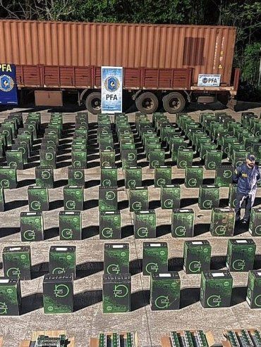 Incautaron cargamento millonario de cigarrillos en Autovía 14