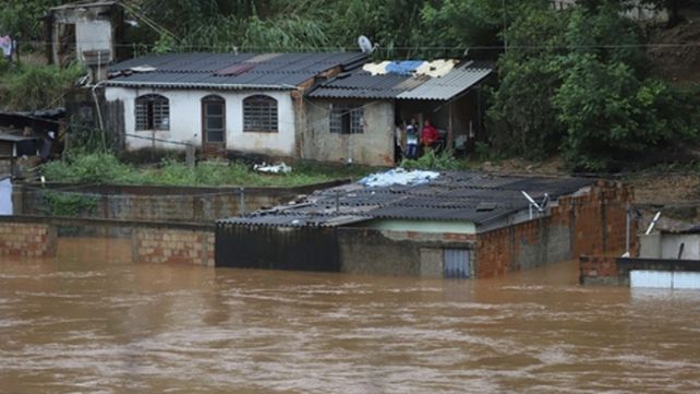 desborde. Un río fuera de cauce en el interior de Minas Gerais.&nbsp;