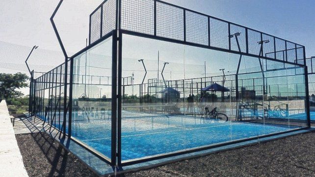 Dos robos en tres días en un complejo de pádel de Paraná.
