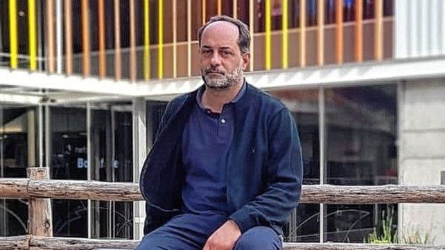 El teléfono tiene que estar en el aula como recurso fundamental dijo Pablo Panonne.
