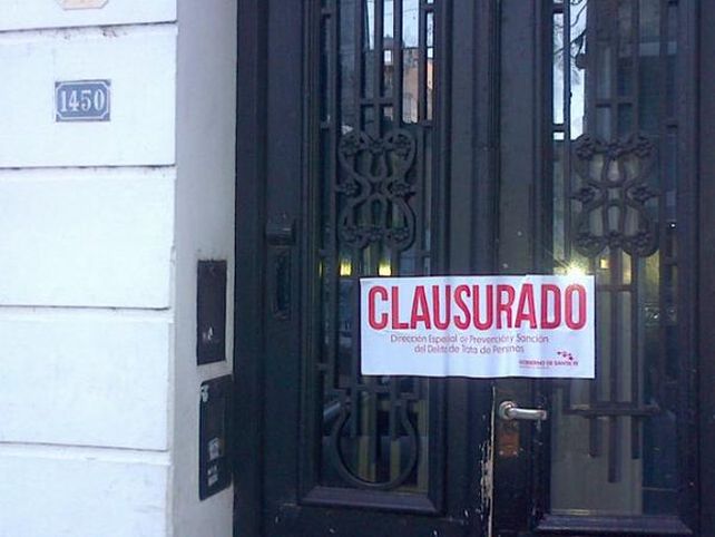 Ocho detenidos tras siete allanamientos por una red de prostitución promovida por internet