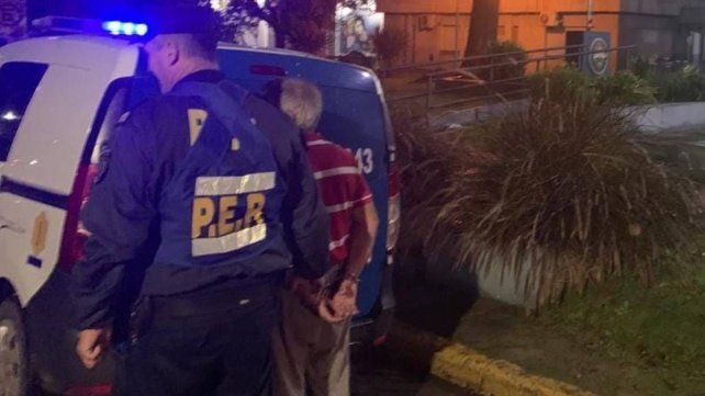 Un hombre de 73 años quedó detenido la madrugada de este martes por la presunta violación de su hija de 20 Un hombre de 73 años quedó detenido la madrugada de este martes por la presunta violación de su hija de 20