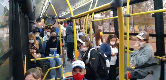 Desde este lunes rige la nueva tarifa del transporte urbano: 85 pesos.&nbsp;