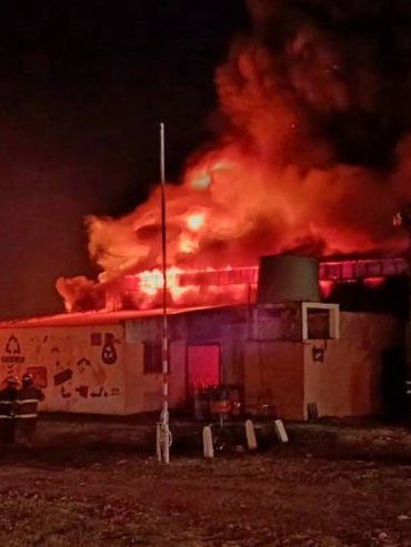 Se incendió la planta de clasificación de residuos de Urdinarrain