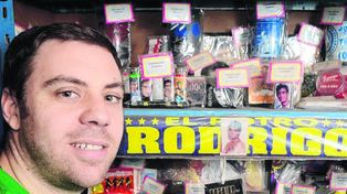 Rodrigo entró en el Guinness por 1.500 objetos de colección