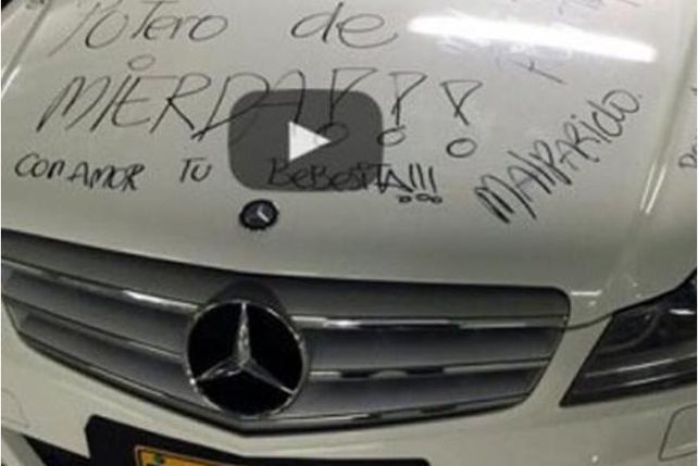 Una mujer despechada le rayó el auto de lujo a su pareja que le fue infiel