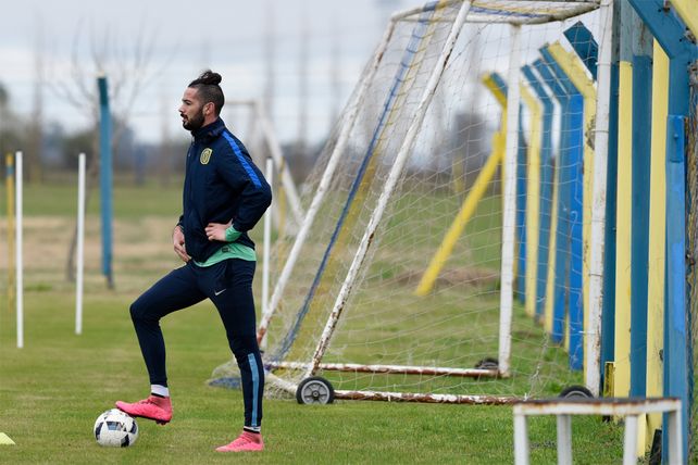 Larrondo se recuperó de la lesión pero dejará Central.&nbsp;