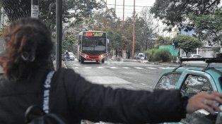 Fuerte caída de pasajes en el transporte urbano: en junio se registraron 261.602 boletos menos que en mayo