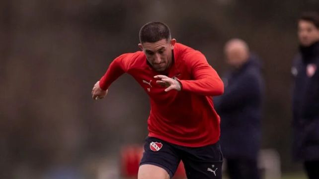 Facundo Zabala no jugó ante San Lorenzo por estar suspendido pero será titular en Independiente ante Central.
