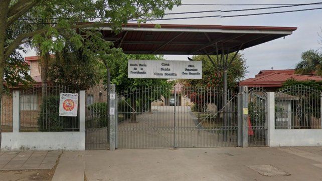 Ubicado en avenida Blas Parera 7740 Ubicado en avenida Blas Parera 7740