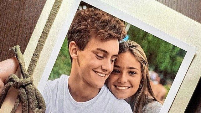 Catalina Gutiérrez junto a su novio.