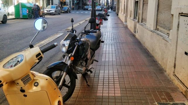 Se presentó un proyecto que busca habilitar nuevos espacios para estacionamientos exclusivos