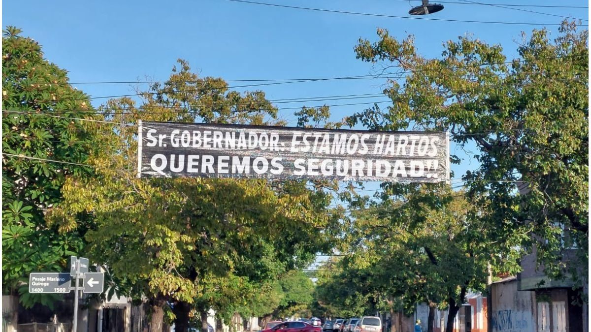 Vecinos de barrio Sur le reclaman seguridad a Perotti