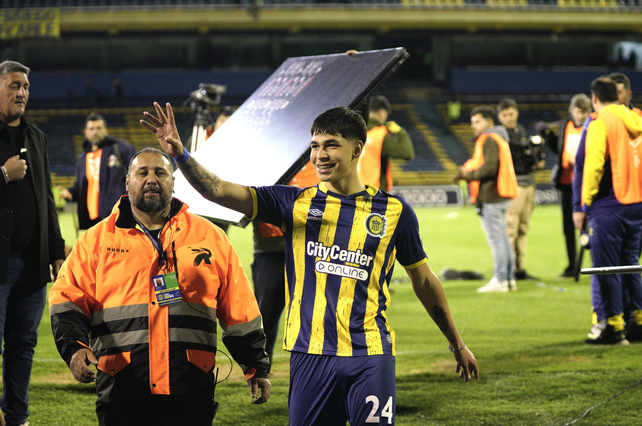Juan Giménez es el segundo defensor más joven en convertir un gol en Central.