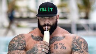 El fisicoculturista de República Checa Illia Golem exigió a su cuerpo a la máxima expresión.&nbsp;