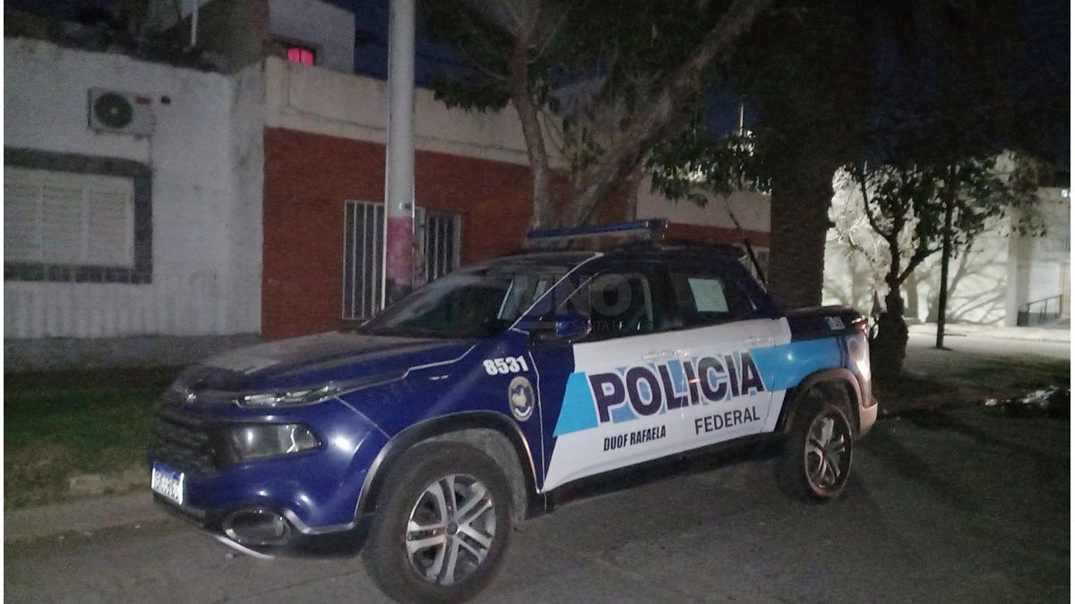 La Policía Federal lleva a cabo cinco allanamientos en la ciudad por ...