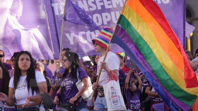 {altText(#25N Documento de 12 puntos resume postura del colectivo de mujeres y disidencias, ante el avance de la derecha, el ajuste y retroceso en derechos conquistados,25N: organizaciones de mujeres y disidencias dicen 