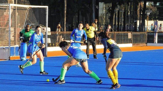 Banco Provincial inició su participación en el Torneo Oficial con un triunfo ante Quillá. Banco Provincial inició su participación en el Torneo Oficial con un triunfo ante Quillá.