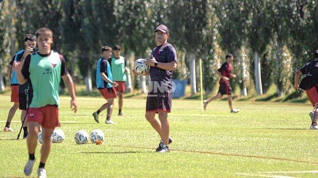 Los puestos que aún pretende reforzar Medrán para su nuevo Colón