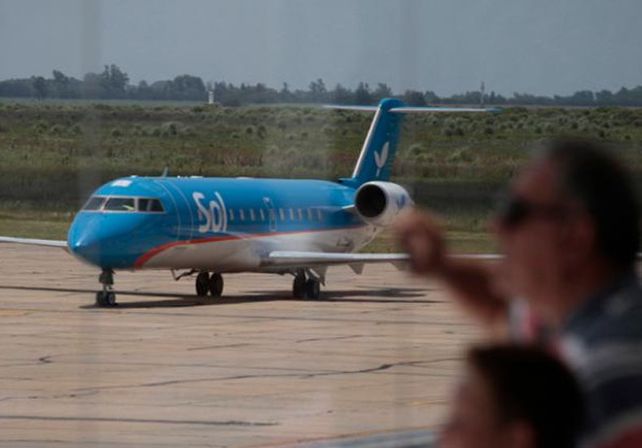 El aeropuerto de Rosario presentó una demanda a Sol por casi 2 millones de pesos