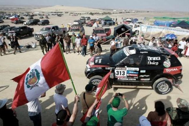 El Dakar comienza a despedirse de Perú con una prueba de fuego