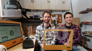 Dos estudiantes santafesinos de ingeniería fabrican computadoras ecológicas