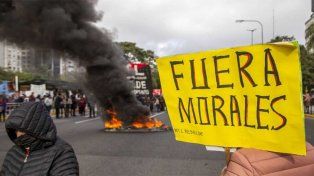 Las dos CTA y sectores de CGT marchan a la Casa de la provincia de Jujuy tras la represión