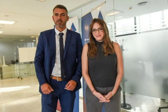 Los fiscales Franco Carbone y Valeria Haurigot llevan adelante la acusación contra la banda del Peruano.