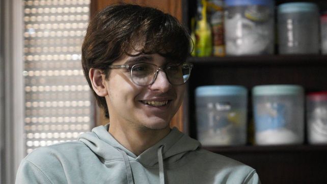 Matías Bottoni en su casa de San Jerónimo Sud
