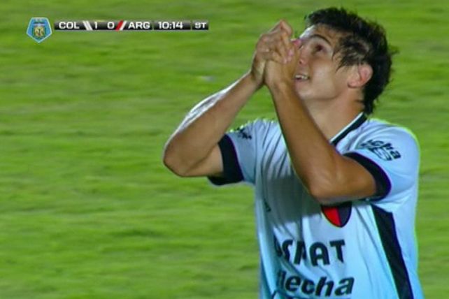 Triunfo clave: Colón le ganó 1 a 0 a Argentinos y vuelve a vivir