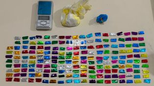 Cayó una mujer y su hermano menor con casi 100 gramos de cocaína lista para la venta en Bº San Pantaleón
