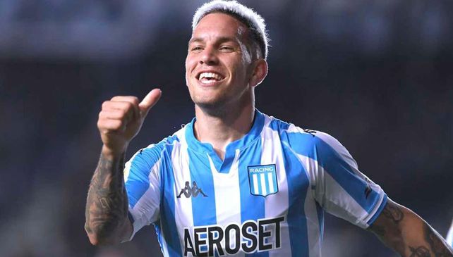 Copetti tuvo un gran paso por Racing, donde convirtió muchos goles. En Central esperan que suceda lo mismo. Copetti tuvo un gran paso por Racing, donde convirtió muchos goles. En Central esperan que suceda lo mismo.