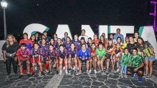 En la costanera Oeste se presentaron oficialmente los torneos femeninos de la Liga Santafesina.