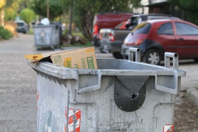 Protesta. Algunas zonas de la ciudad no tuvieron recolección matutina. El servicio se retomó a la tarde.