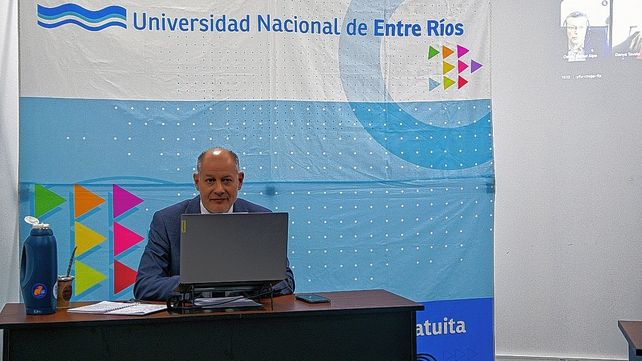 Se realizó la primera charla en el marco del 52º Aniversario de la UNER