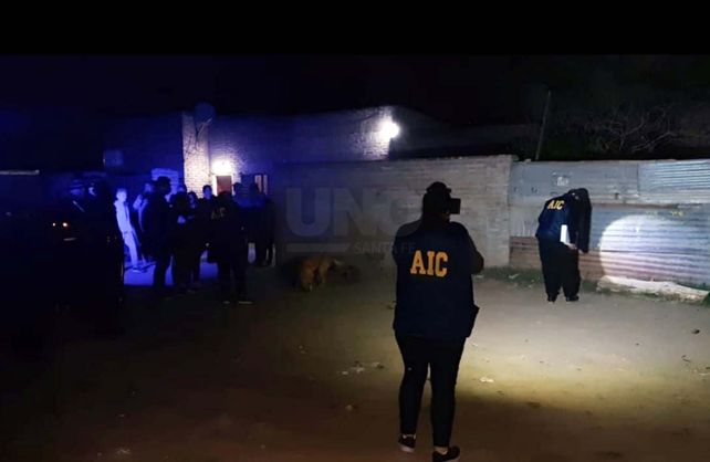 Asesinaron a balazos a un muchacho en barrio Brigadier López