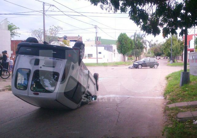 Así quedaron los vehículos tras el accidente.