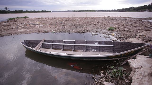 El INA diagnostica que seguirán la escasez de lluvias y la bajante del río Paraná