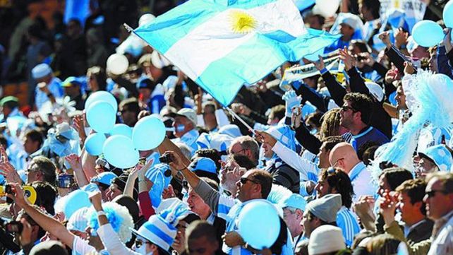 Doce chicos serán abanderados de Argentina en Rusia gracias a la promo Coca-Cola Viaja al Mundial