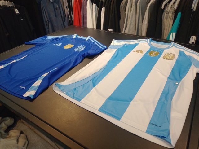 La titular y alternativa de Argentina salen 79.999 pesos en un local del shopping La Paz.