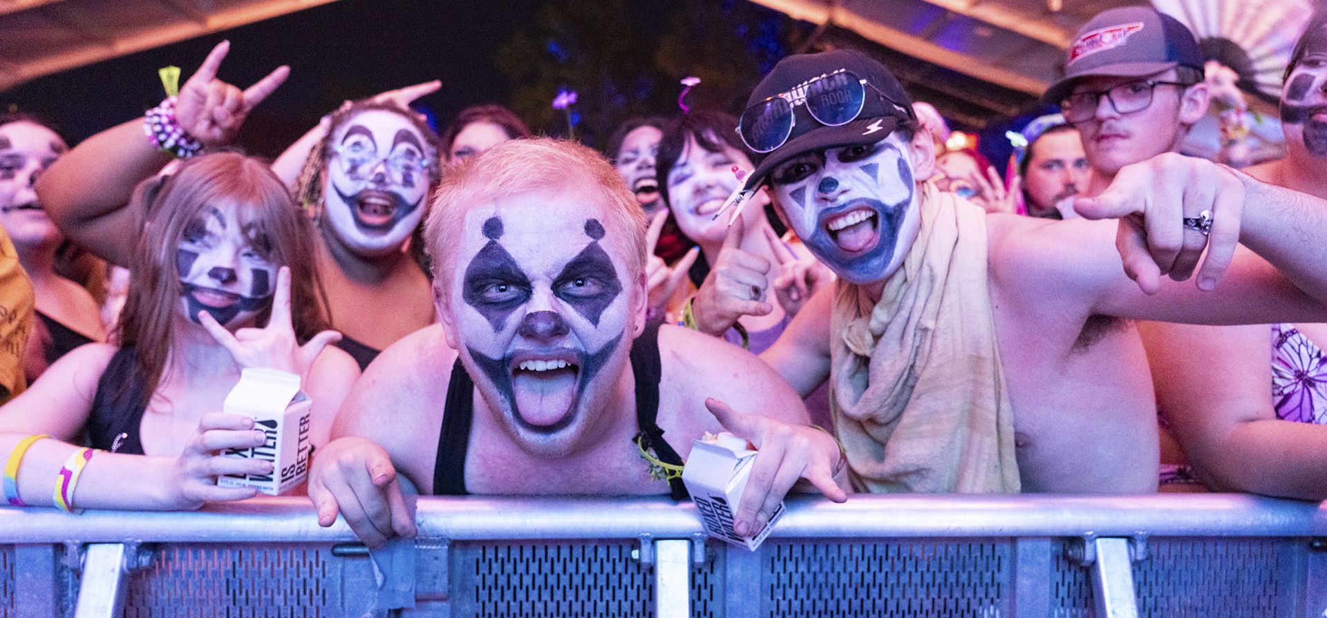 Asistentes al festival durante el Festival de Música y Artes Bonnaroo el jueves 12 de junio de 2025 en Manchester, Tennessee. (Foto de Amy Harris/Invision/AP) Asistentes al festival durante el Festival de Música y Artes Bonnaroo el jueves 12 de junio de 2025 en Manchester, Tennessee. (Foto de Amy Harris/Invision/AP)